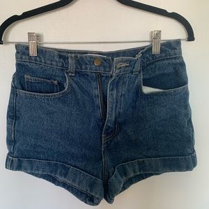 high-waisted vintage shortie